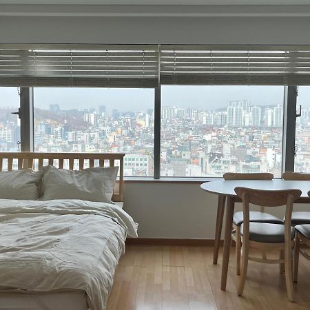 1 Minute House From Hongdae Lägenhet Seoul Exteriör bild